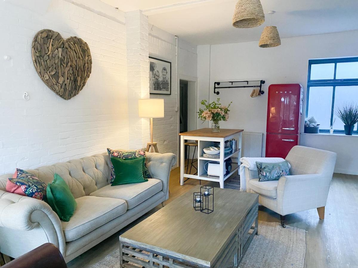 The Coach House - Bournemouth Villa Екстериор снимка